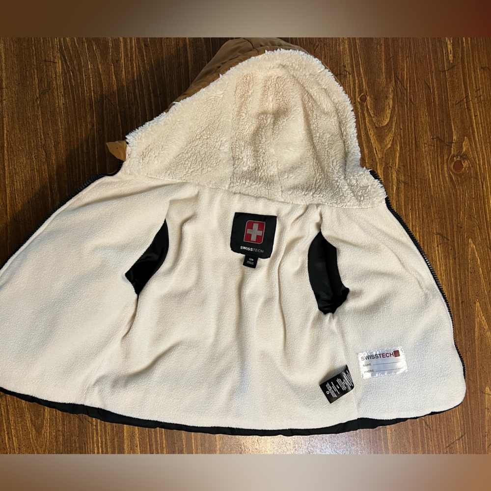 Puffer Jacket - Picture 4 of 5